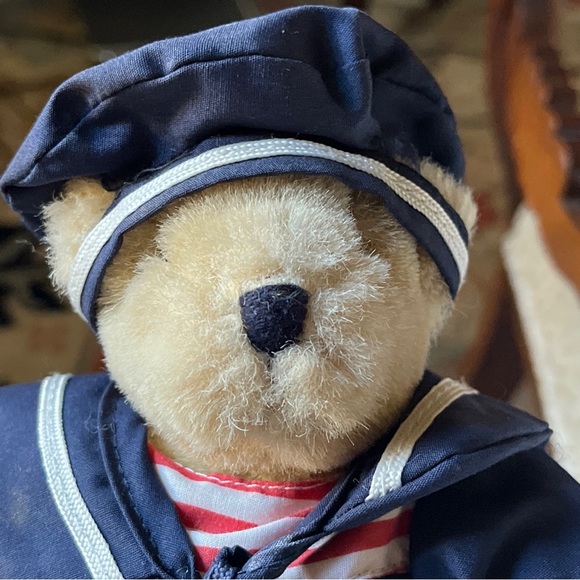 Muffy Vanderbear Cruiswear Bear - Picture 3 of 5